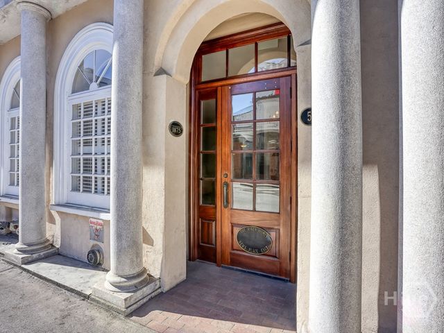 5 Whitaker Street 202 E, Savannah, GA 31401
