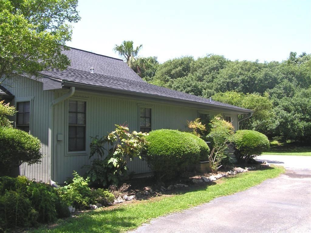 7102 Pearson Road, Santa Fe, TX 77517