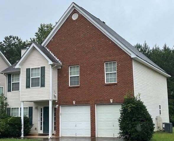 303 Millstone Drive, Hampton, GA 30228