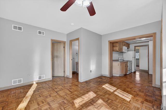 144 School Street, Wood Dale, IL 60191