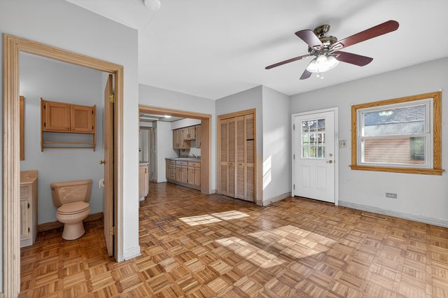 144 School Street, Wood Dale, IL 60191