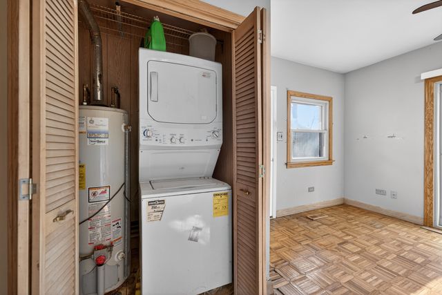 144 School Street, Wood Dale, IL 60191