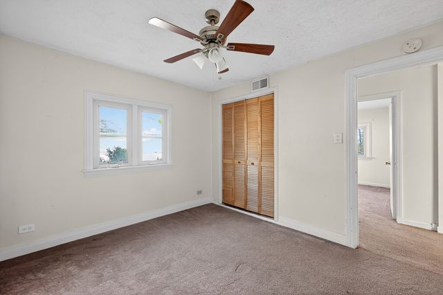 144 School Street, Wood Dale, IL 60191