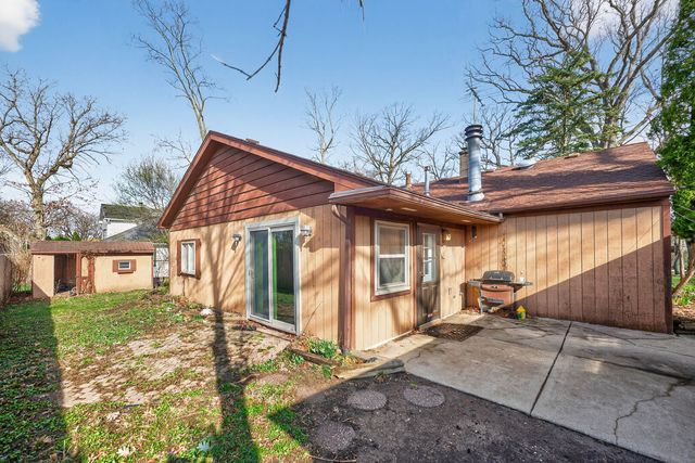 144 School Street, Wood Dale, IL 60191