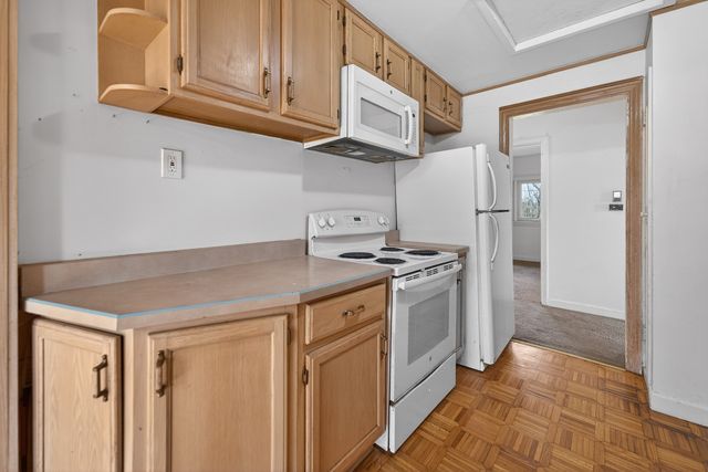 144 School Street, Wood Dale, IL 60191