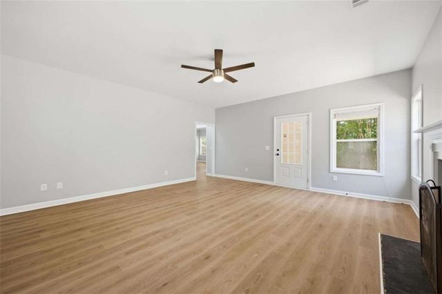 752 Stable View Loop, Dallas, GA 30132