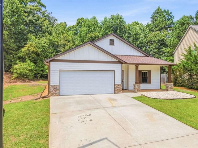 752 Stable View Loop, Dallas, GA 30132