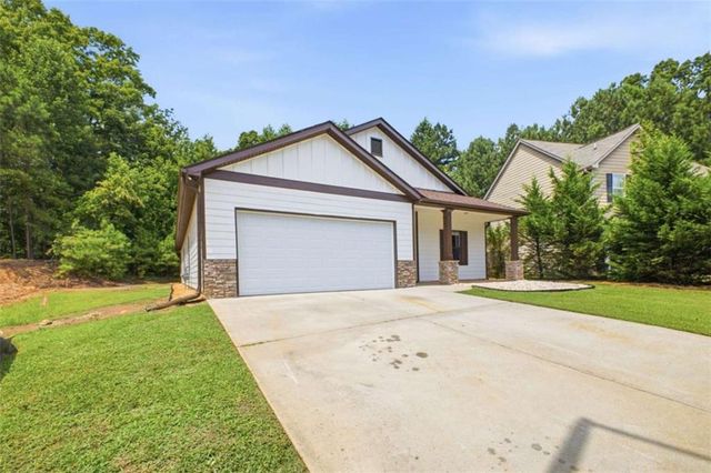 752 Stable View Loop, Dallas, GA 30132