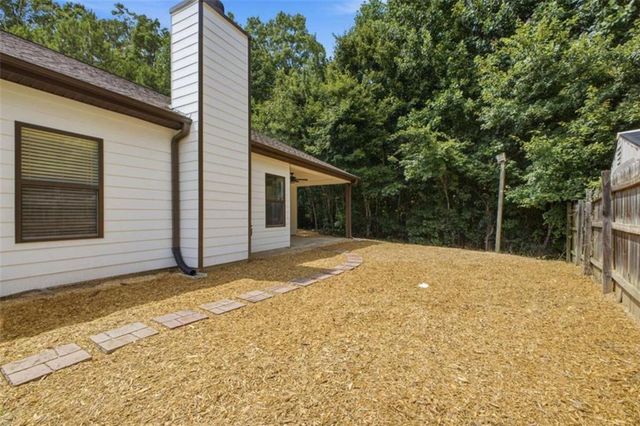 752 Stable View Loop, Dallas, GA 30132