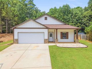 752 Stable View Loop, Dallas, GA 30132