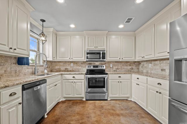 143 Lloyd Henderson Road, Beebe, AR 72012
