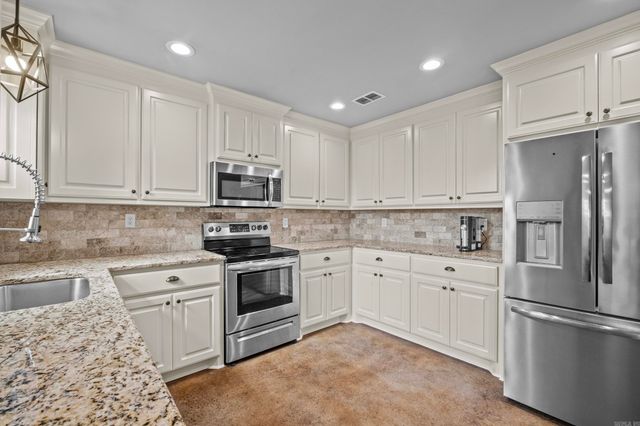 143 Lloyd Henderson Road, Beebe, AR 72012