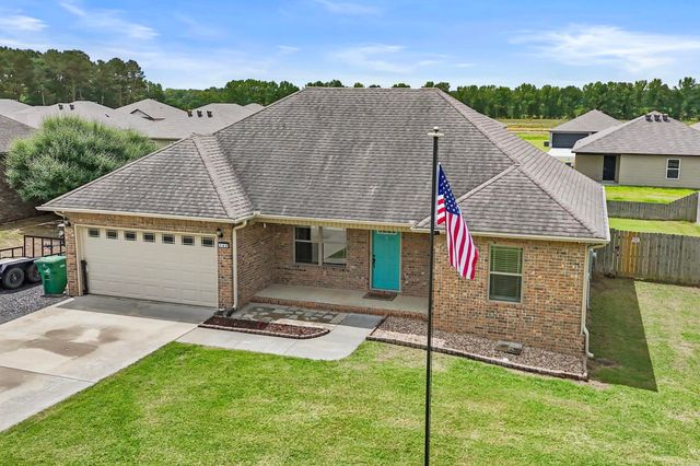 143 Lloyd Henderson Road, Beebe, AR 72012