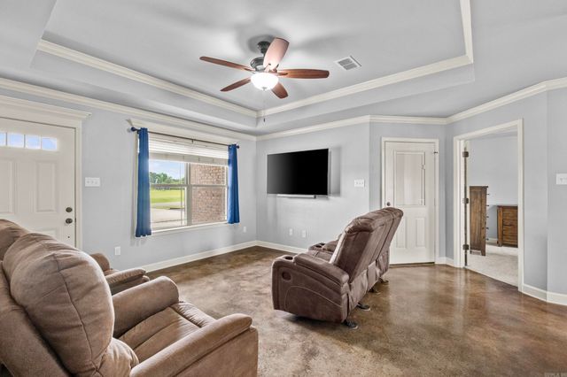 143 Lloyd Henderson Road, Beebe, AR 72012