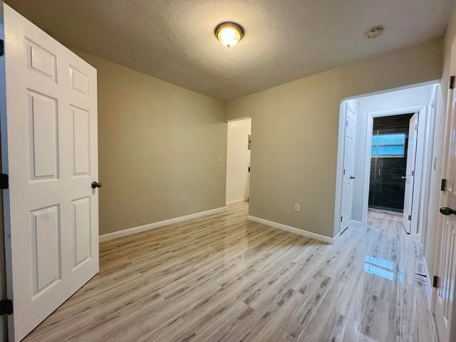 935 8TH Street 18, Miami Beach, FL 33139