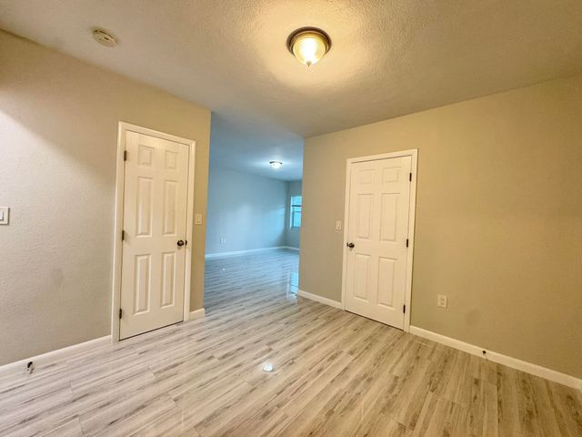935 8TH Street 18, Miami Beach, FL 33139