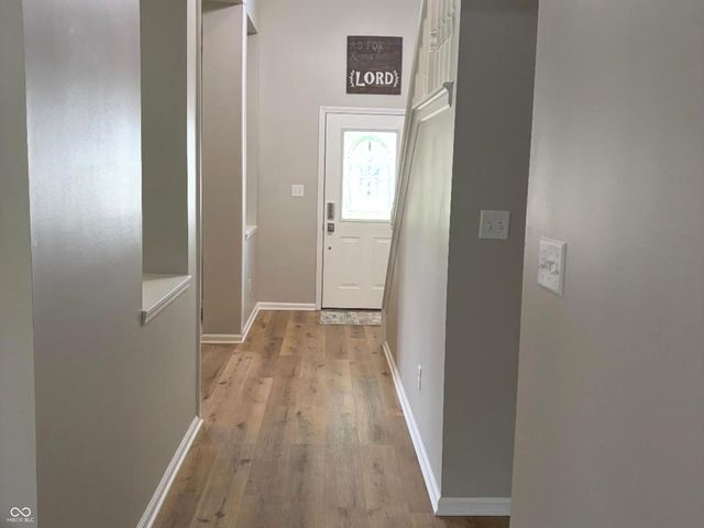 270 Pokagon Drive, Carmel, IN 46032