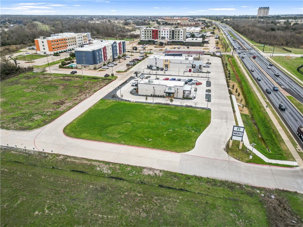 3047 University Dr, Bryan, TX 77802 — exterior