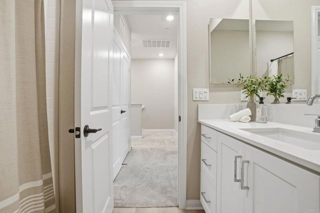 2042 Bluestone Circle, Chula Vista, CA 91913