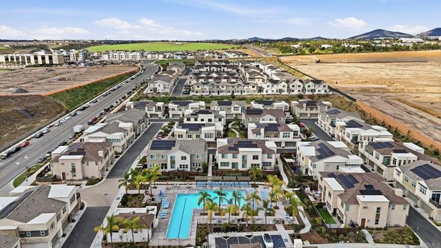 2042 Bluestone Circle, Chula Vista, CA 91913