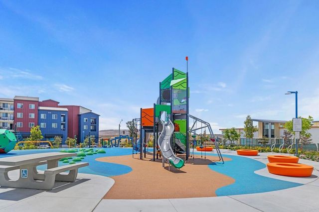 2042 Bluestone Circle, Chula Vista, CA 91913