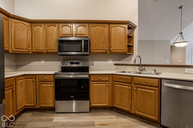 16625 Brownstone Court, Westfield, IN 46074