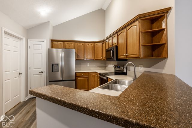 16625 Brownstone Court, Westfield, IN 46074