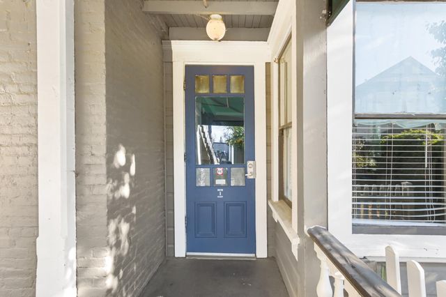 1123 D St, Sacramento, CA 95814