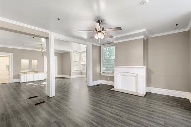 1123 D St, Sacramento, CA 95814