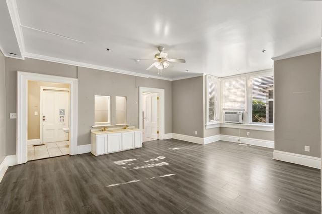 1123 D St, Sacramento, CA 95814