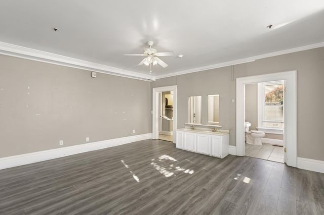 1123 D St, Sacramento, CA 95814