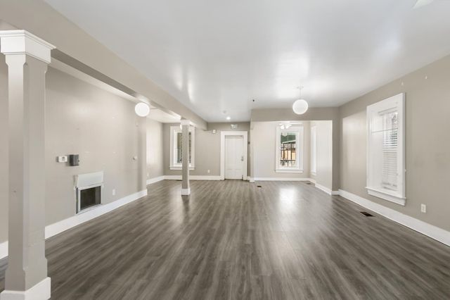 1123 D St, Sacramento, CA 95814