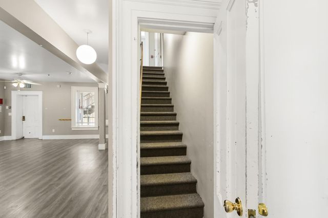 1123 D St, Sacramento, CA 95814