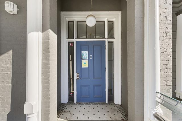 1123 D St, Sacramento, CA 95814