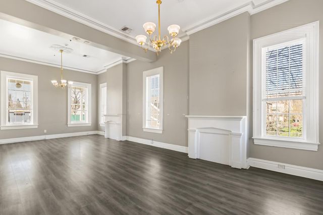 1123 D St, Sacramento, CA 95814