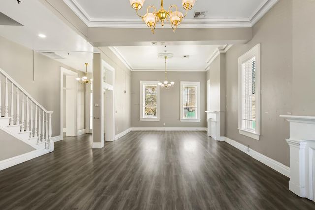 1123 D St, Sacramento, CA 95814