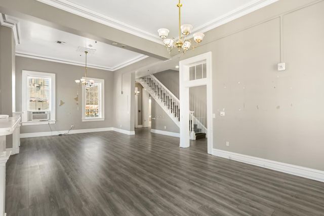 1123 D St, Sacramento, CA 95814