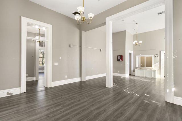 1123 D St, Sacramento, CA 95814