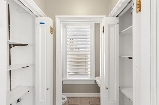 1123 D St, Sacramento, CA 95814