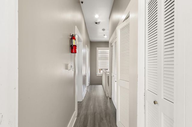 1123 D St, Sacramento, CA 95814