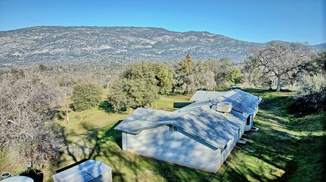 33072 Black Mountain Road, Tollhouse, CA 93687
