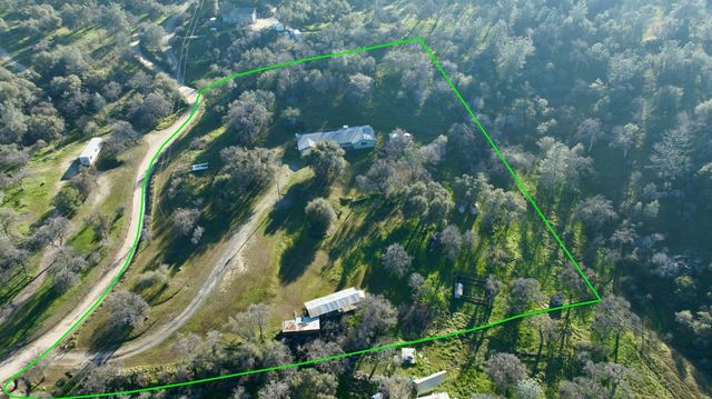 33072 Black Mountain Road, Tollhouse, CA 93687