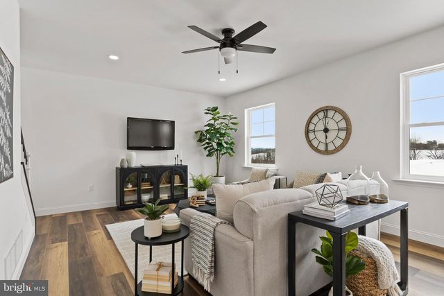 6620 PAINTED SKY DRIVE, Harrisburg, PA 17111