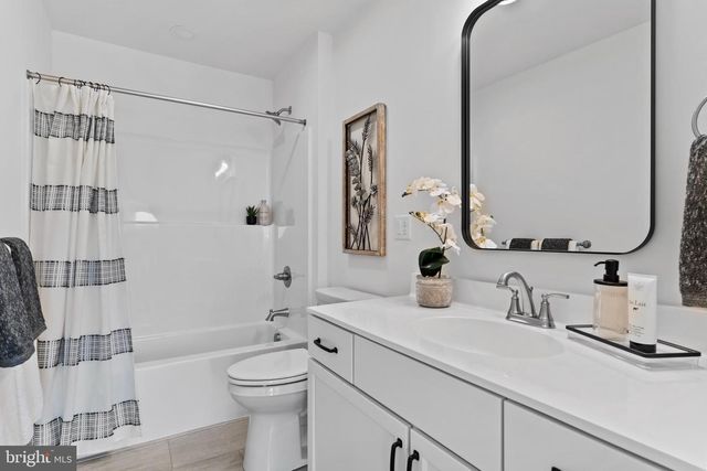 6620 PAINTED SKY DRIVE, Harrisburg, PA 17111