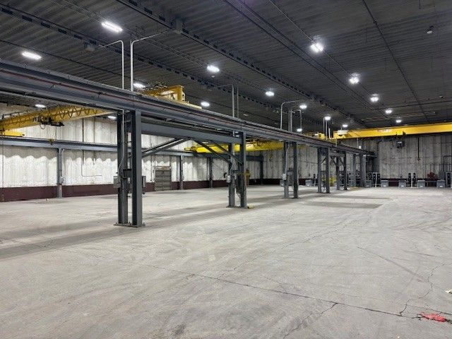 200 S Bellingham Road 1, Bettendorf, IA 52722