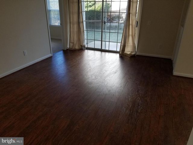105 FORT EVANS RD SE #B, Leesburg, VA 20175