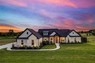 116 Huerta RD, Florence, TX 76527