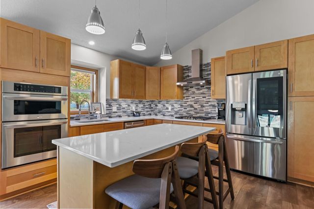 12520 88th Avenue N, Maple Grove, MN 55369