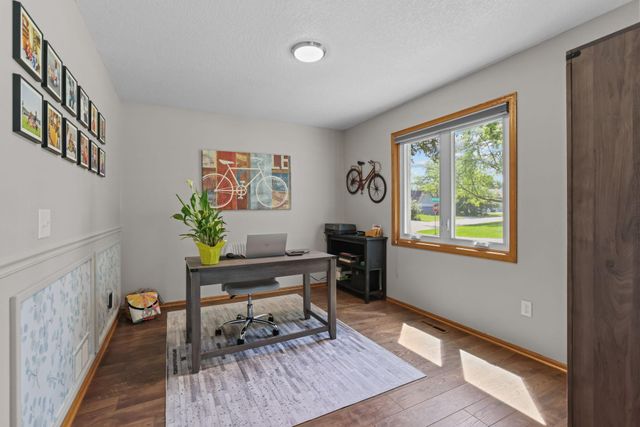 12520 88th Avenue N, Maple Grove, MN 55369