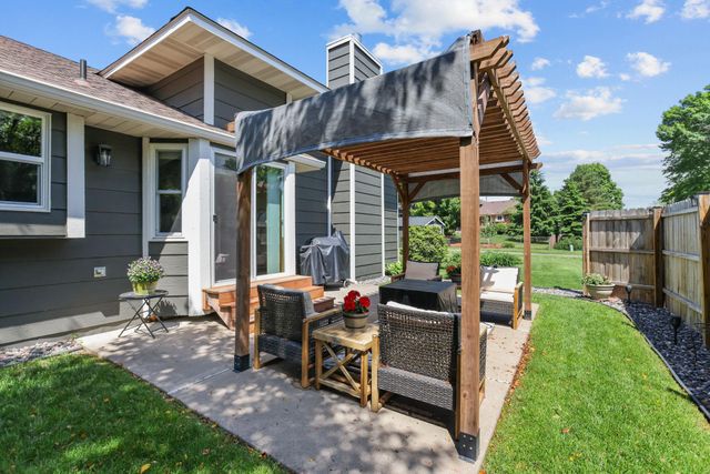 12520 88th Avenue N, Maple Grove, MN 55369